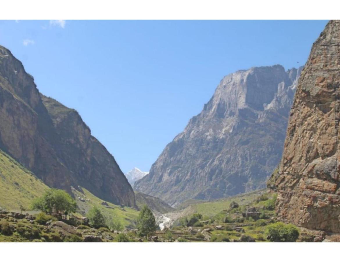 Hotel Kalash, Badrinath Eksteriør bilde